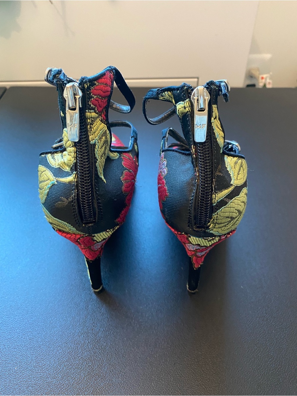 Marc Fisher Heels Women Size 8 M Joey Floral Stiletto 3" - Picture 5 of 8